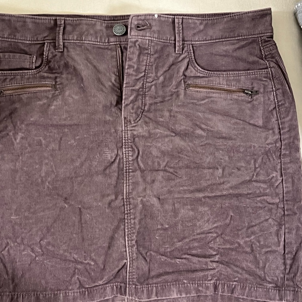 Corduroy mini skirt